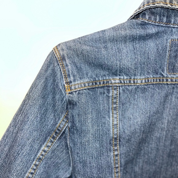 Levi’s Jacket Womens Medium Blue Denim Southwestern Accents Pockets - Picture 12 of 16